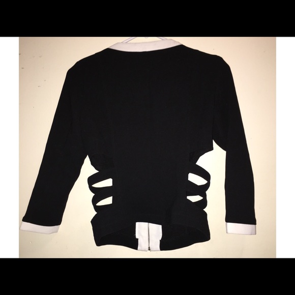 Black Open Sided Jacket - Picture 2 of 6